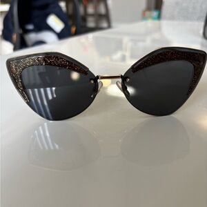 NEW Authentic Fendi Black and Rose Gold Cat Eye FF 0355S Sunglasses!